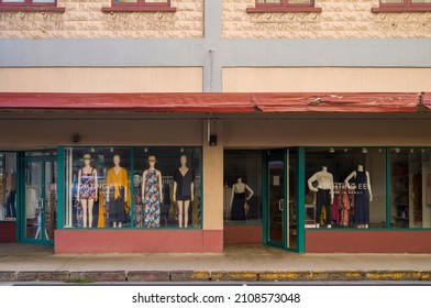 Honolulu, Hawaii, USA.  January 18, 2022.  Vintage Building And Equally Vintage Small Business That Somehow Continues Making  A Living  Over Multiple Generations.