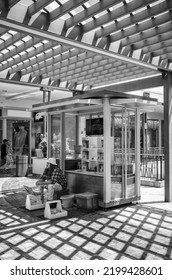 Honolulu, Hawaii, USA.  September 8, 2022.  Modern Shoe Shine Stand At The Ala Moana Shopping Center With Shadows.