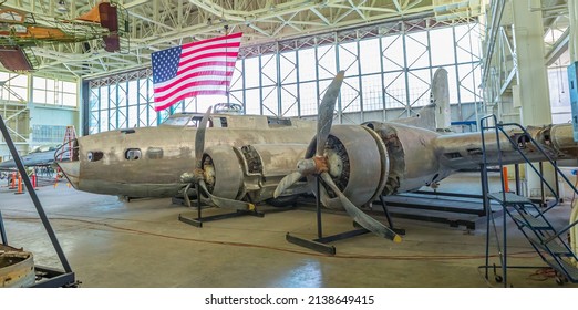 Honolulu, Oahu, Hawaii, United States - August 2016: Boeing B-17E Flying Fortress Multiengine Bomber of 1941 in Hangar 79 of Pearl Harbor Museum. American US Air Force aircraft served in World War 2.