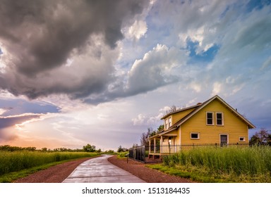 Hood House In Parker Colorado