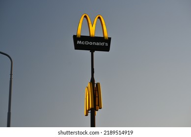 HOOFDDORP, NETHERLANDS - McDonald's Sign At Night.