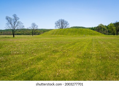 69 Hopewell culture national historical park Images, Stock Photos ...