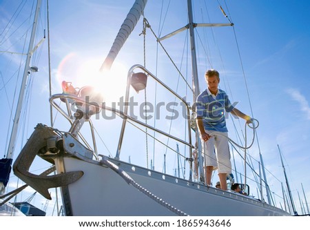 Similar – Yachten und Boote, die in einem Hafen liegen.