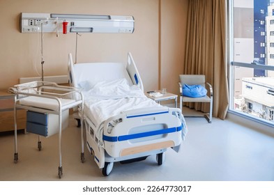 Hospital bed and place for a newborn in a perinatal center. High quality photo - Powered by Shutterstock