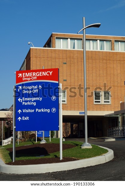 Hospital Emergency Department Sign Identifying Hospital Stock Photo ...