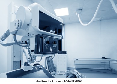 Hospital X-ray machine for fluoroscopy