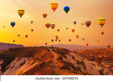 Hot air Balloons Mountain Turkey