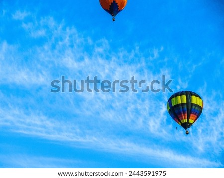 Hot air balloons! Vols des Montgolfieres au festival à Saint-Jean-sur-Richelieu, Quebec, Canada
