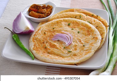 Hot & Delicious Onion Paratha With Pickle