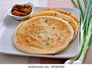 Hot & Delicious Onion Paratha With Pickle