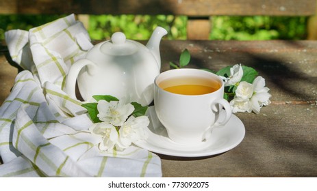 11,616 Chinese jasmine tea Images, Stock Photos & Vectors | Shutterstock