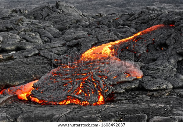 how hot is magma