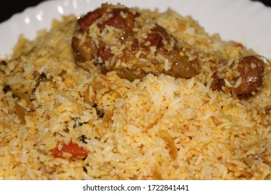 Hot Spicy Indian Chicken Biryani Stock Photo 1722841441 | Shutterstock