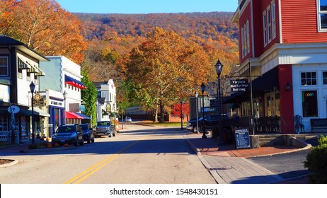 Hot Springs Virginia Usa November 11 Stock Photo 1548430151 | Shutterstock