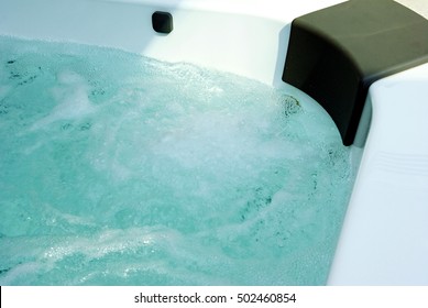 777 Empty hot tub Images, Stock Photos & Vectors | Shutterstock