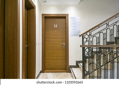 Apartment door Images, Stock Photos & Vectors | Shutterstock