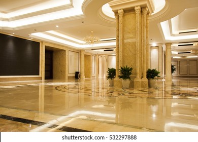 Hotel lobby interior - Shutterstock ID 532297888