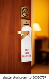 Hotel Room Do Not Disturb Sign Stock Photo 1430350757 | Shutterstock