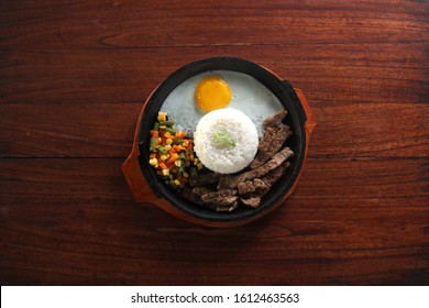 Hotplate Beef Pepper Rice with Egg