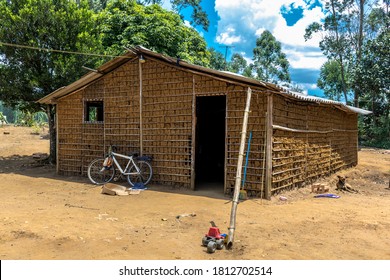 House Of Clay Built And Stick A Pike And Paja Clay, In The Rural Area Of  Brazil