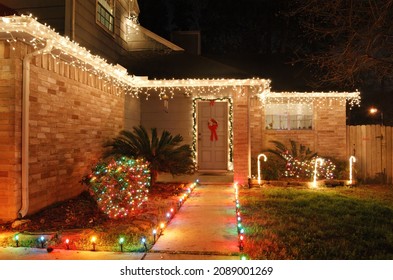 House Decorated With Christmas Lights In Houston, Texas, United State.