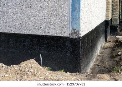 House Foundation Waterproofing And Damp Proofing With Bitumen Membrane