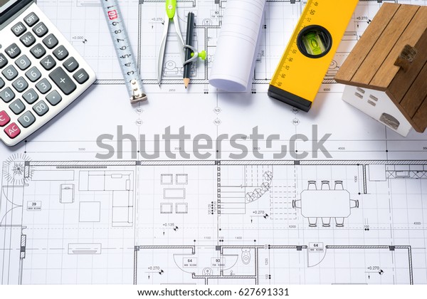House plans\
with calculator for costing\
estimate