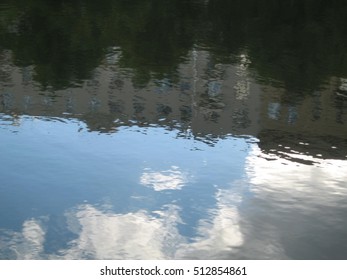 house  in the reflection