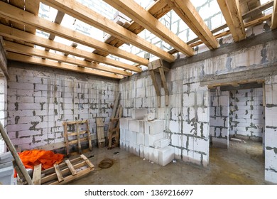 Imagenes Fotos De Stock Y Vectores Sobre Ceiling Beams