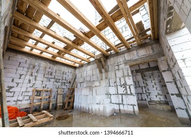 Imagenes Fotos De Stock Y Vectores Sobre Ceiling Beams