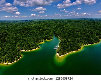 Houseboat In Kentucky