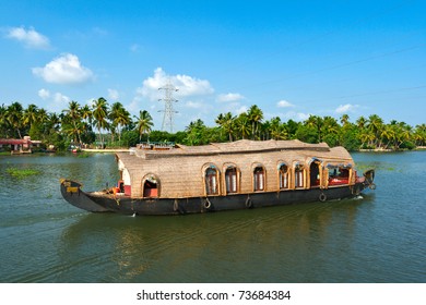 3,262 Kerala backwater boat cruise Images, Stock Photos & Vectors ...