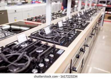 Household Appliances In The Store. Large Selection Of Home Goods. Assortment Of Electronic Devices. Buying New Home Appliances On Sale At A Mall. Kitchen Stove. Almaty, Kazakhstan, December 25, 2019