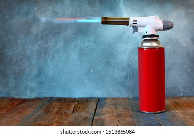 Household Gas Cylinder For Portable Gas Stoves Or Lights With Gas-jet Flame Gun