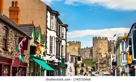 Houses and castle in Conwy - Wales, UK