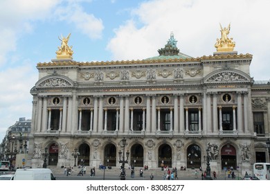 Houses on the streets of the capital of France - Paris. Grand Opera
