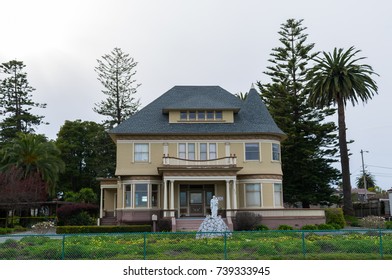 Houses In Santa Cruz, California, USA