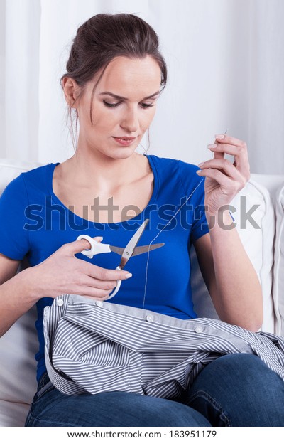 needle and thread pregnancy test