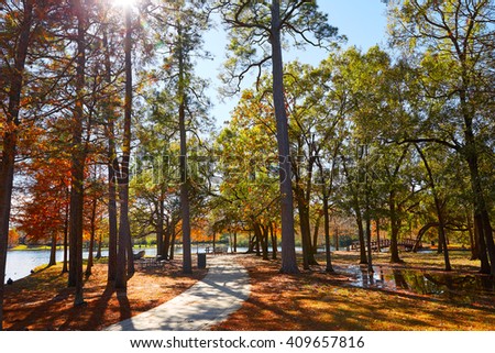 Houston Hermann park conservancy track at autumn in Texas