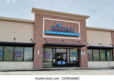 Houston, Texas USA 12-05-2021: Brident Dental And Orthodontics Office Building Exterior In Houston, TX. Health And Wellness Local Business Chain.