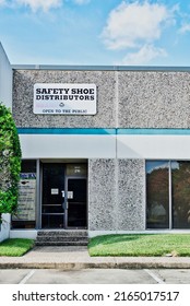 Houston, Texas USA 12-05-2021: Safety Shoe Distributors Office Building Exterior In Houston TX. Wholesaler Of Heavy Duty Footwear.