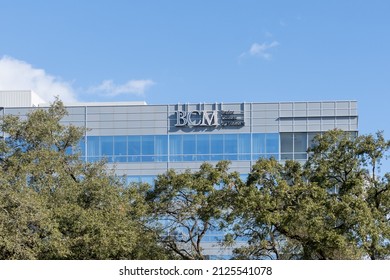 Houston, Texas, USA - February  15, 2022: Baylor College Of Medicine (BCM)’s Sign On The Building In Houston. Baylor College Of Medicine Is A Private, Independent Health Sciences Center. 