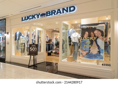 lucky brand outlet near me