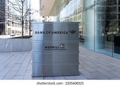 Houston, Texas, USA - March 13, 2022: The Sign Of Bank Of America And Merrill Lynch Wealth Management Outside Their Office Building On Capitol St In Houston, Texas, USA. 