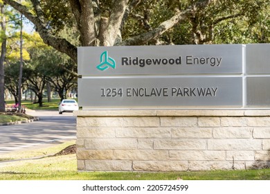 Houston, Texas, USA - March 2, 2022: Ridgewood Energy Sign At The Headquarters In Houston, Texas, USA. Ridgewood Energy Is An American Private Equity Firm. 