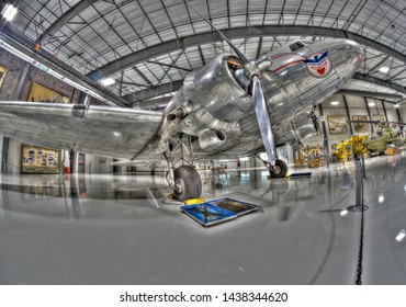 Houston, Texas/USA 8/22/2018
Lone Star Flight Museum
Douglas DC-3 Continental Airlines