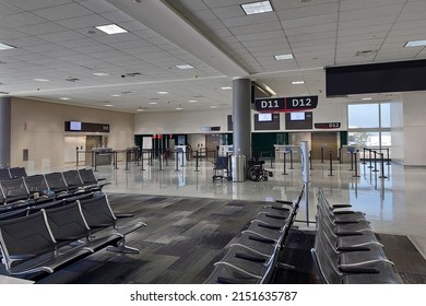 HOUSTON, TX - April 06, 2022: Empty Terminal D Gate Boarding Area At George Bush Houston Intercontinental Airport. Terminal D Serves International Airlines To Worldwide Destinations.