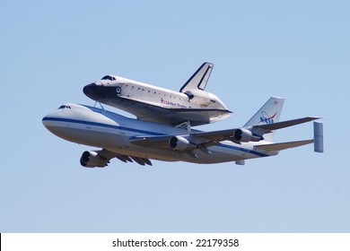 Space Shuttle 747 Images Stock Photos Vectors Shutterstock