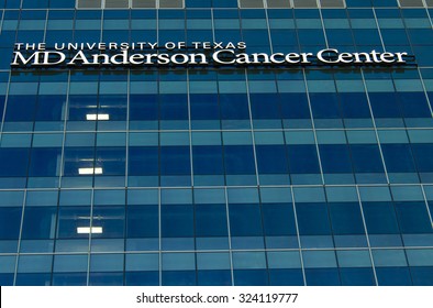 HOUSTON, TX - JULY 16, 2015 - Logo Of MD Anderson Cancer Center Located In Houston, Texas By The University Of Texas.