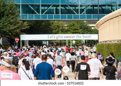 HOUSTON, TX/USA NOVEMBER 12, 2016: Participants In The 2016 Boot Walk To End Cancer Held By The University Of Texas MD Anderson Cancer Center